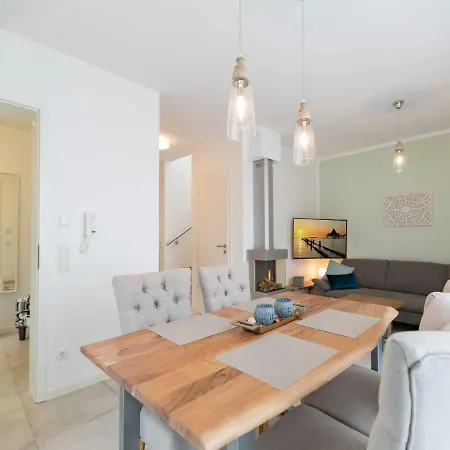 Apartment Gartenhaus Am Waldschloss Heringsdorf (Usedom)